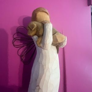 Willow Tree by Susan Lordi (Demdaco) ~ Angel of Friendship ~ Angel Holding Puppy